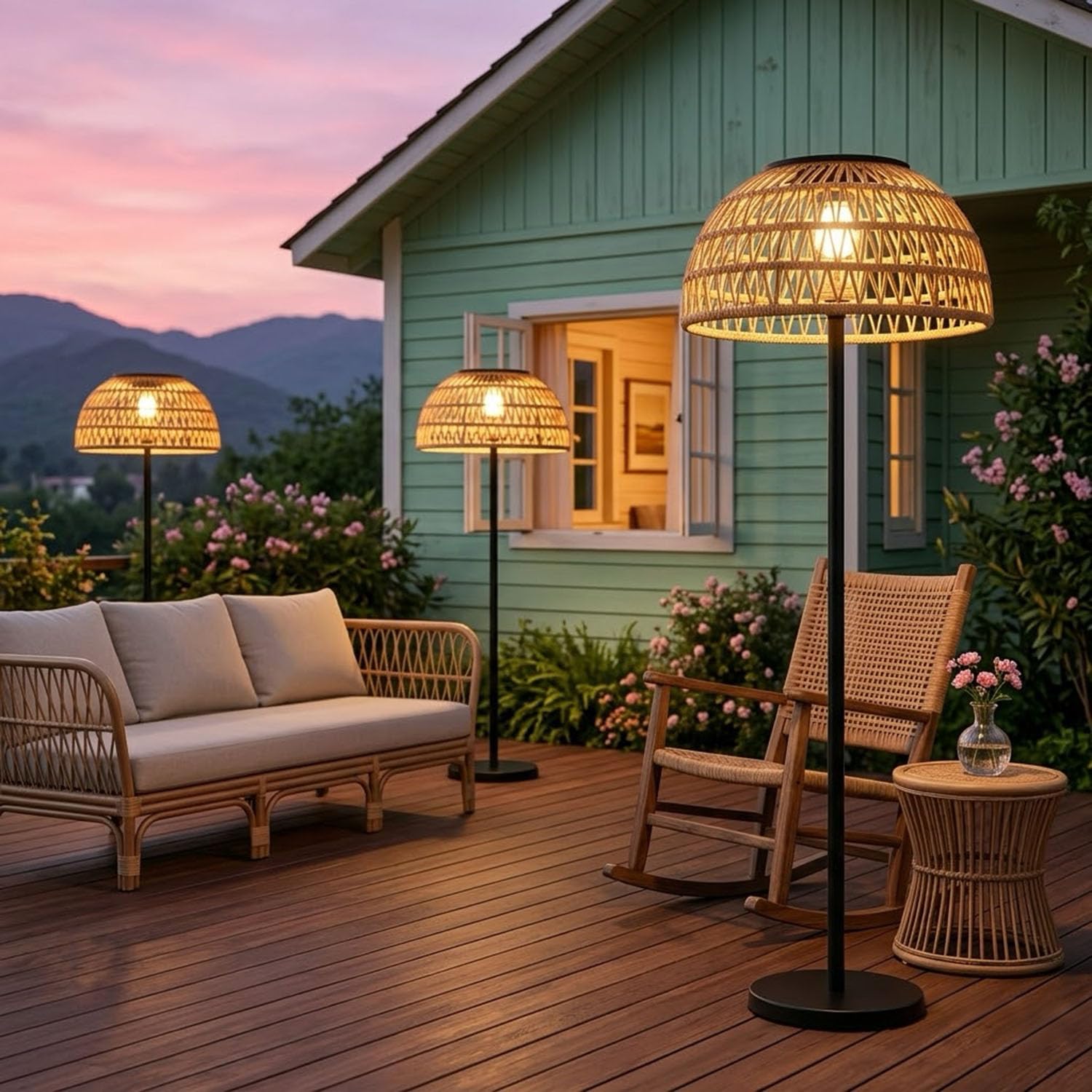 Beige Solar Outdoor Floor Lamp - огляд і ціна Solar Lamp